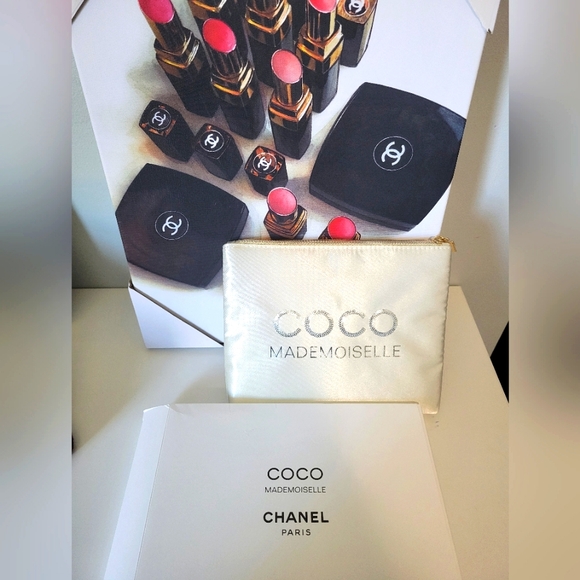 Handbags - Coco Mademoiselle beauty pouch with her box. NWOT